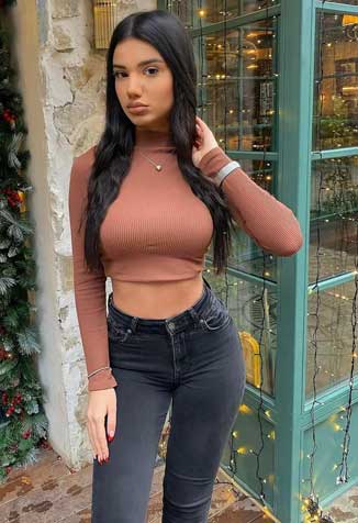 VIP call girls in Ashok Vihar